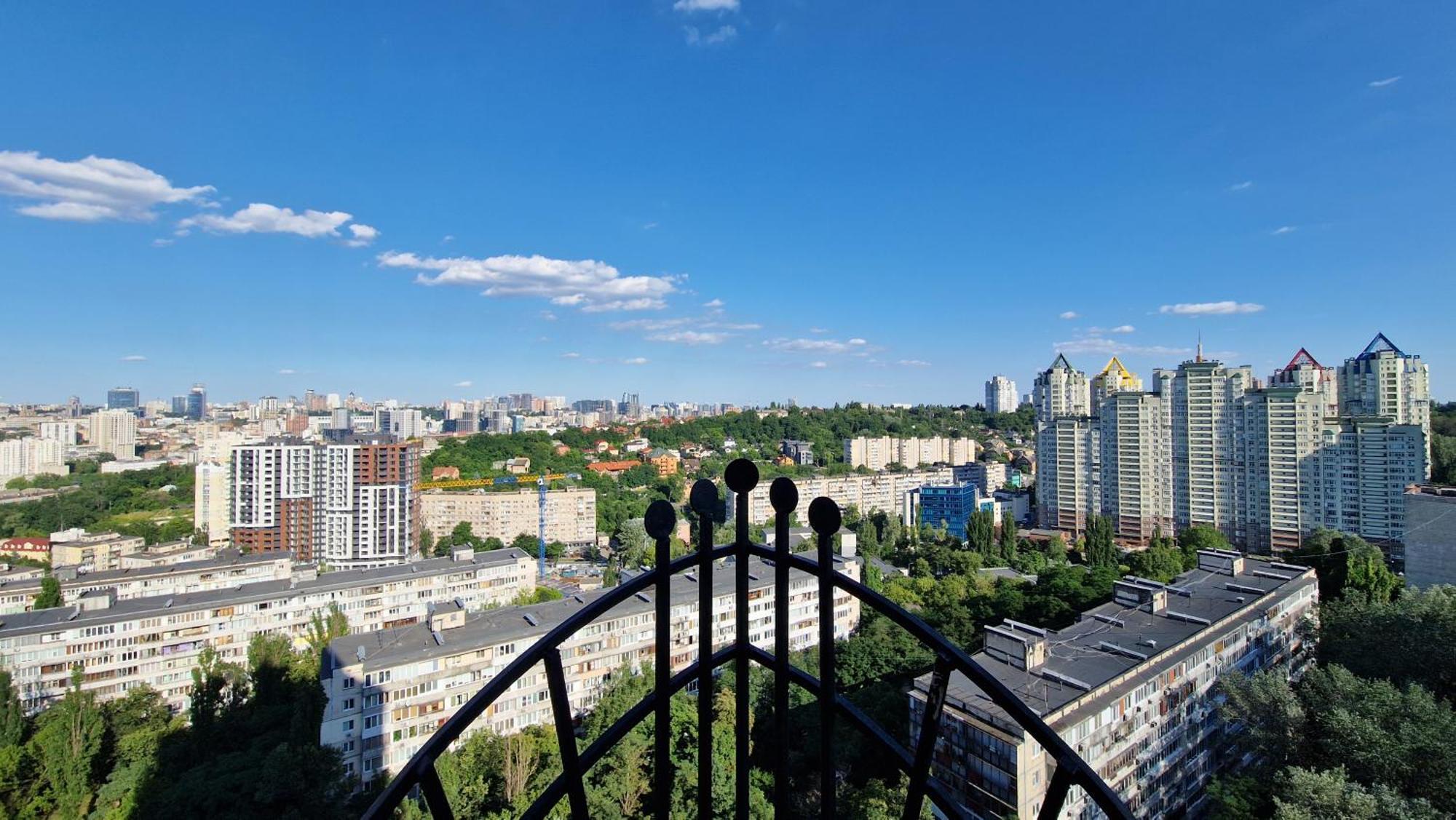 Перлина Міста З Чудовим Видом На Весь Київ Buitenkant foto